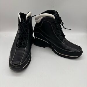 Timberland Euro Dub Spin waterproof boots
EUC Size 7.5